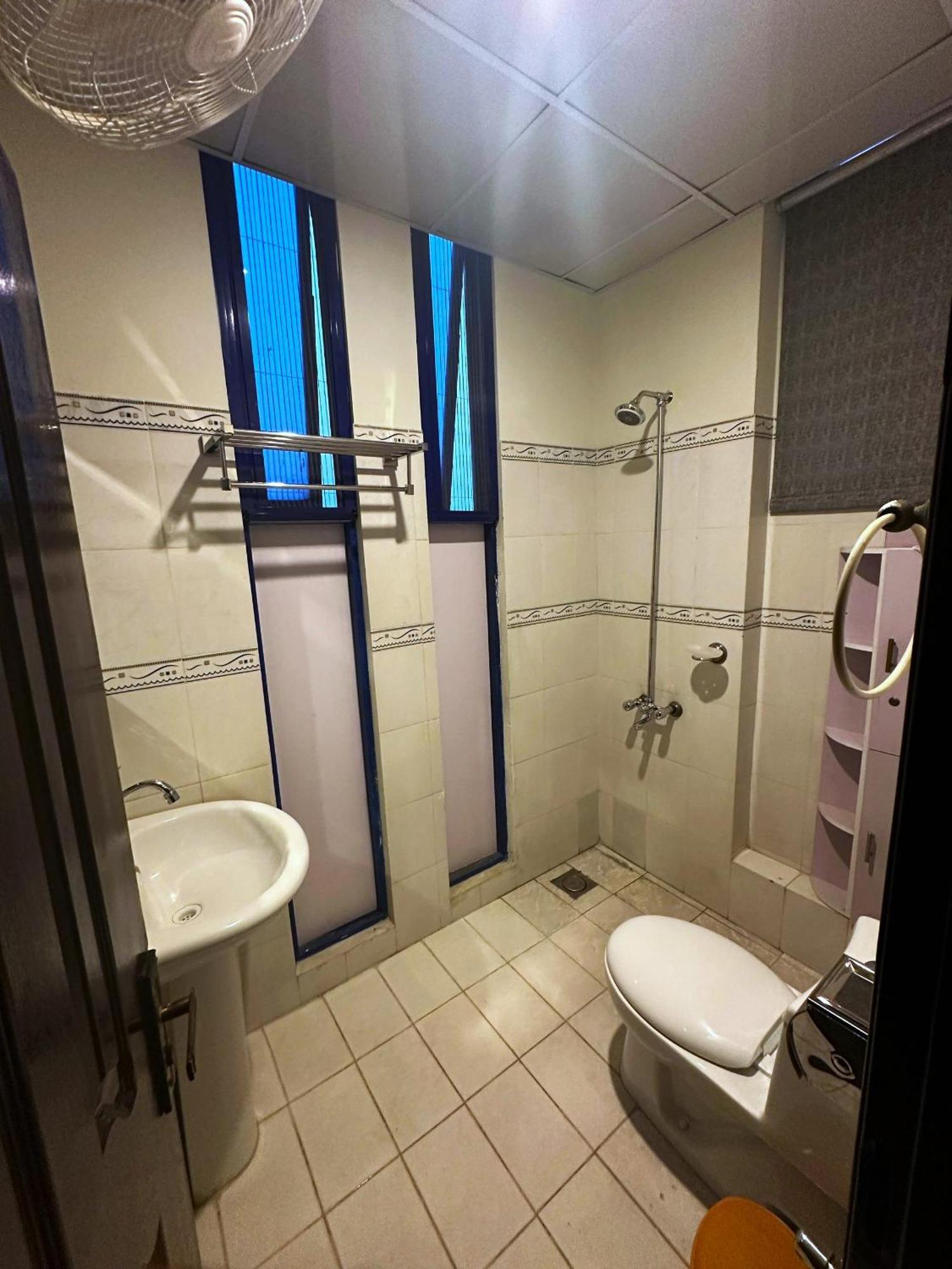 Luxury Apartment In Dha Phase 8, Near Allama Iqbal International Airport 라호르 외부 사진